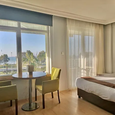 Simsek Otel 3*