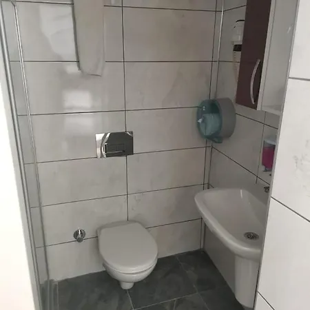Simsek Otel Finike